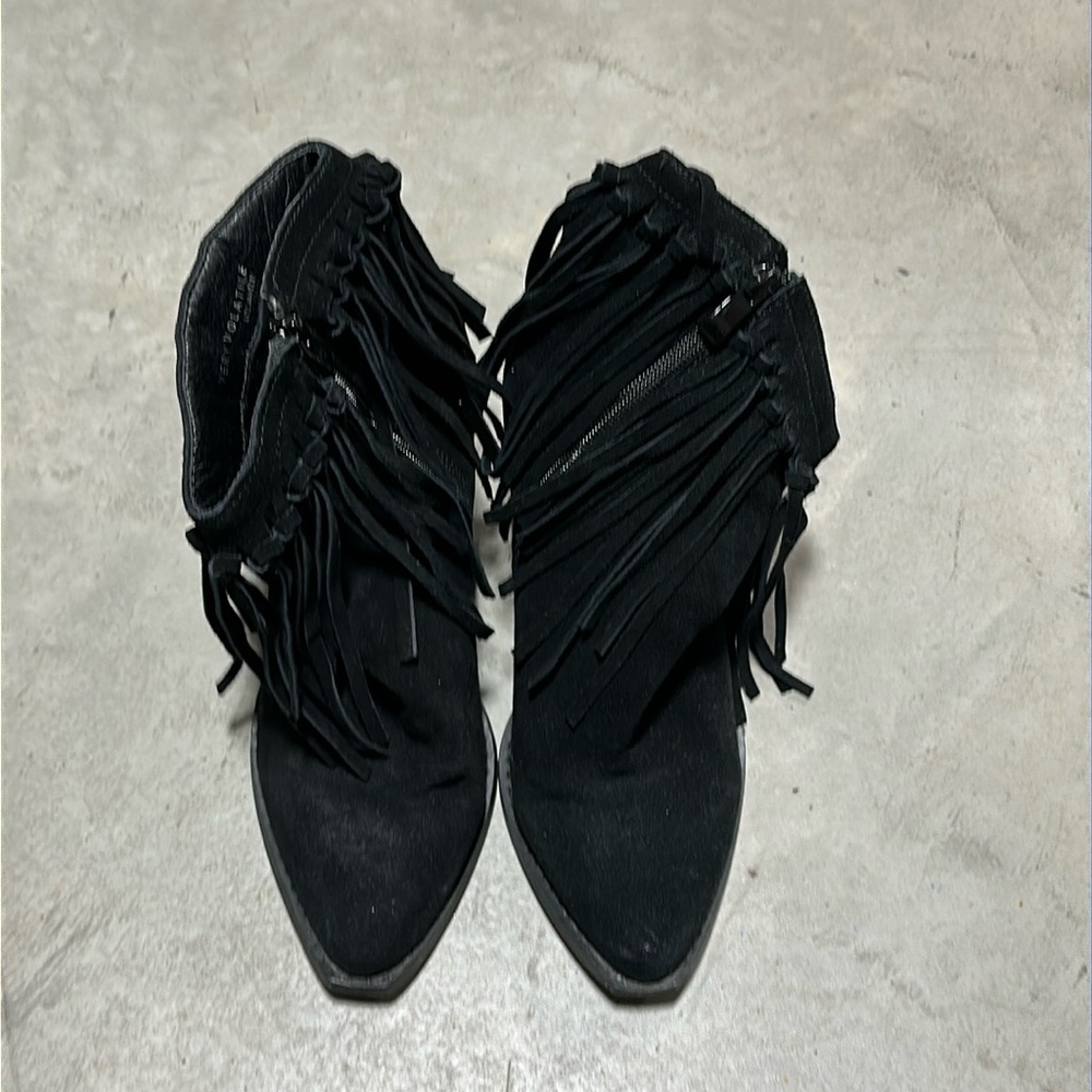 Very Volatile Black Fringe Ankle Boots/ Size 8.5 / U-9